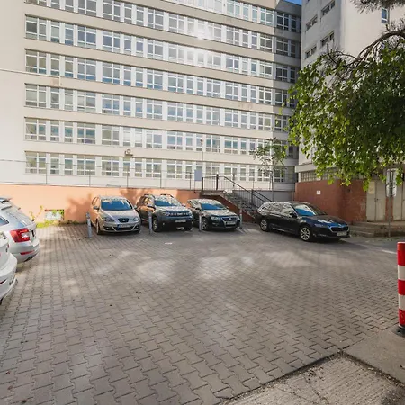 아파트 Elegant Old Town 2br With Parking *